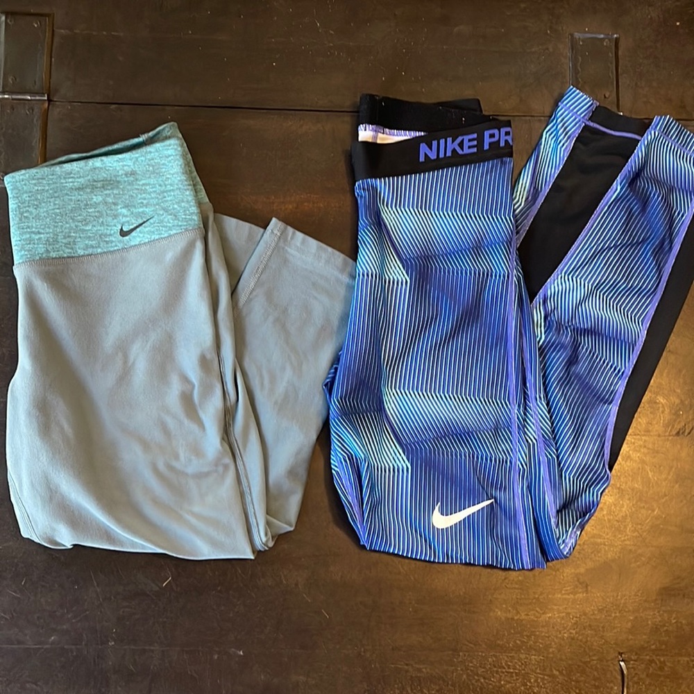 Nike pro and Nike leggings size small